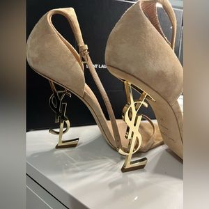 Saint Laurent Opyum YSL Ankle Strap Suede Sandal size 11US/41EU